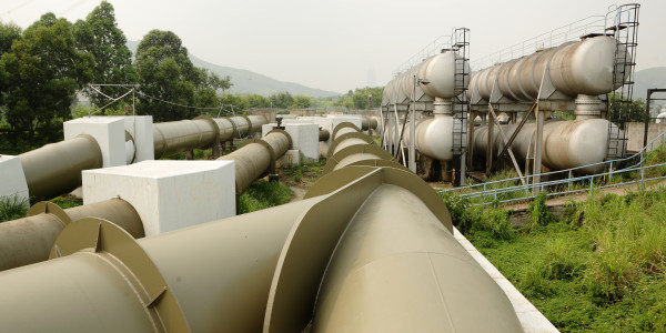 Tuberos · Instalación / Mantenimiento Tuberías Industriales Flaçà · Medición, corte y conformado de tuberías según planos y especificaciones